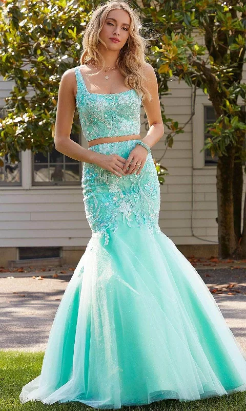 Mori Lee 47043 - Two-piece Square Neckline Gown
